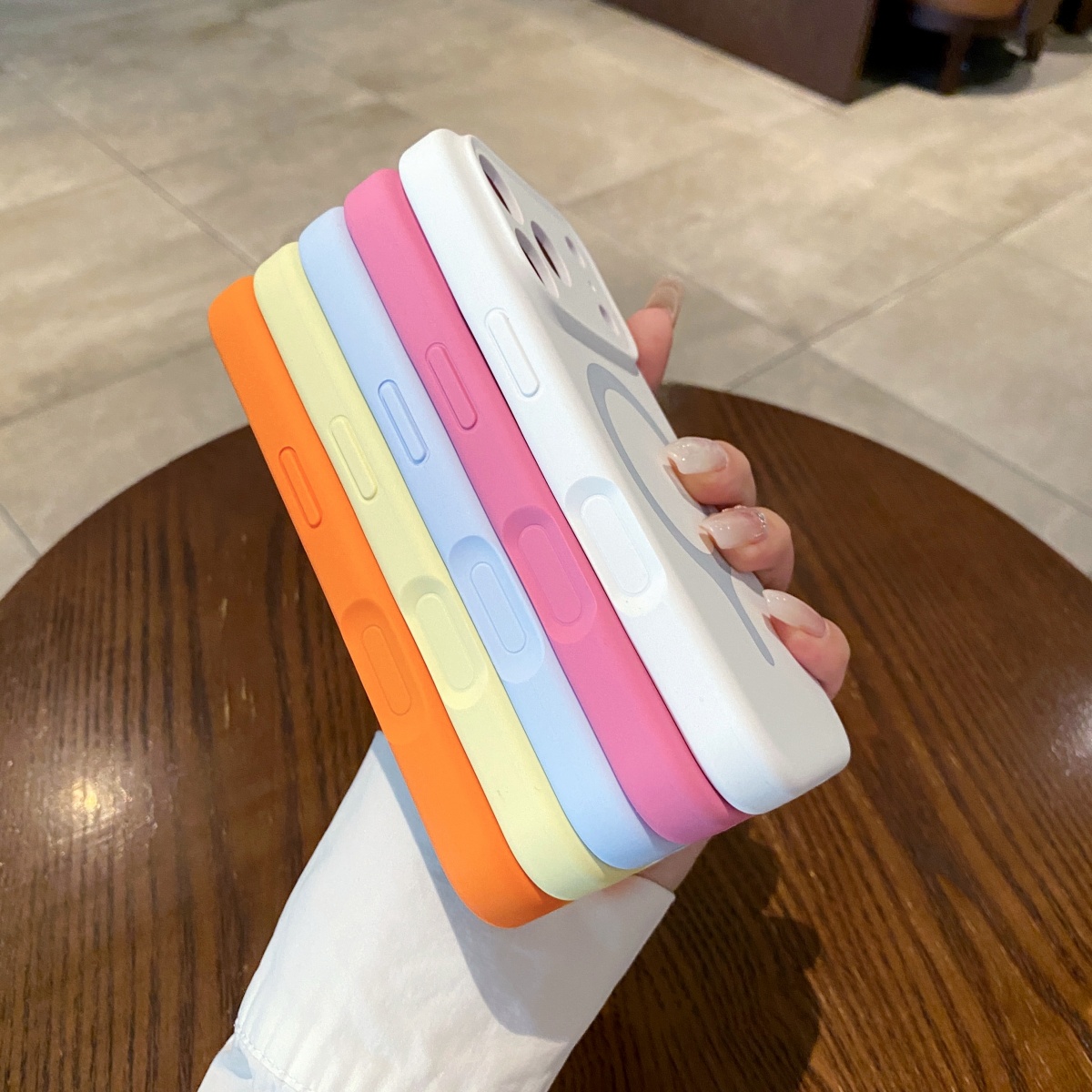 Original Liquid Silicone Solid - Magsafe Wireless Charger review and price